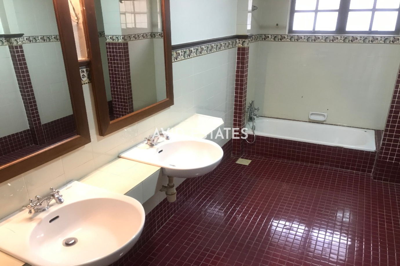 Kampung Warisan, Ulu Klang,Kuala Lumpur, 4 Bedrooms Bedrooms, ,3 BathroomsBathrooms,Condominium / Serviced Residence,For Sale,Kampung Warisan,Ulu Klang,2093