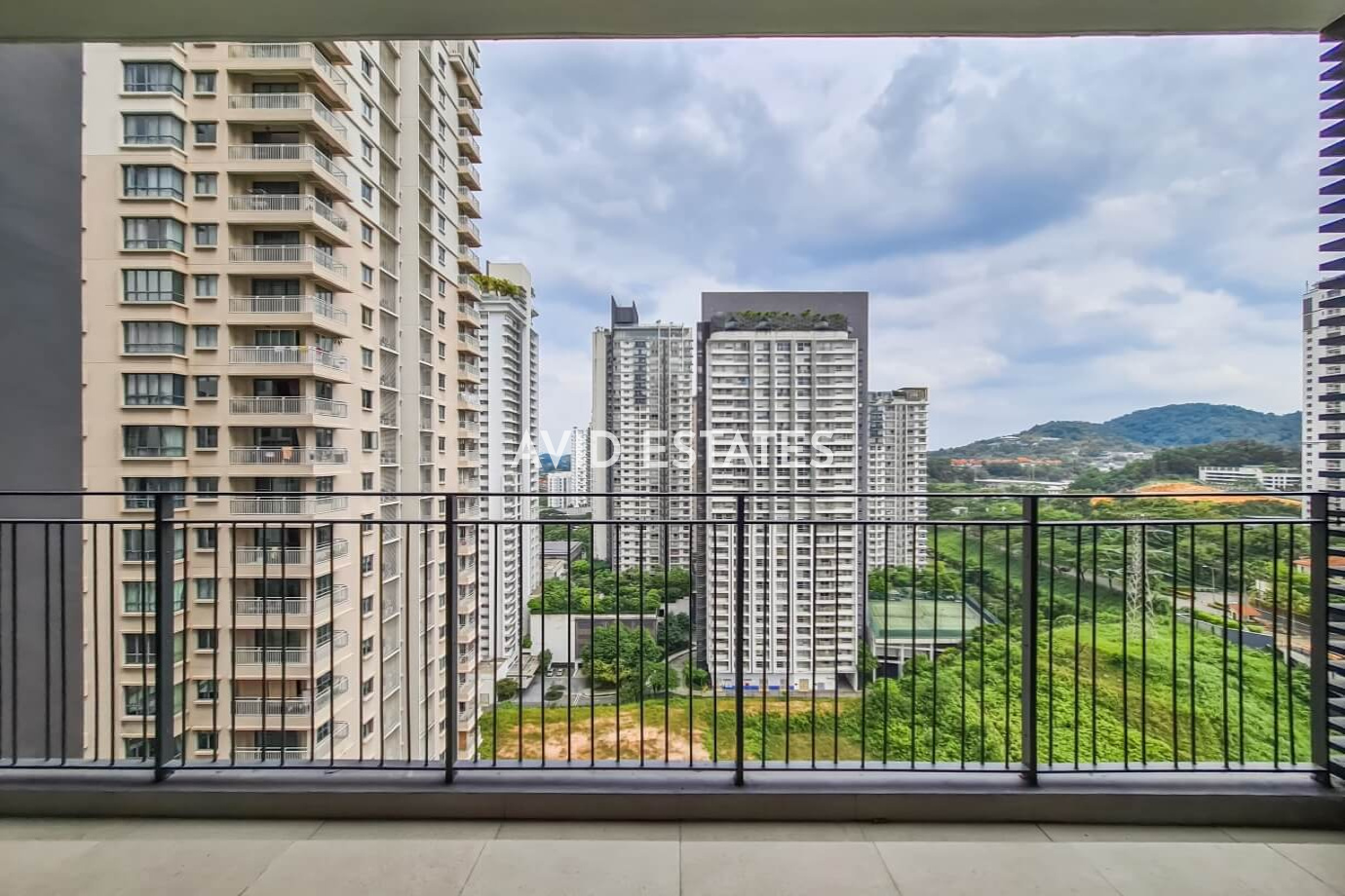 Sunway Mont Residence, Mont Kiara,Kuala Lumpur, 4 Bedrooms Bedrooms, ,3 BathroomsBathrooms,Condominium / Serviced Residence,For Sale,Solaris,2348