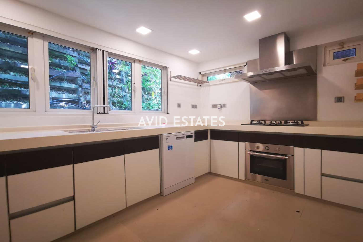 Damansara Heights,Kuala Lumpur, 5 Bedrooms Bedrooms, ,7 BathroomsBathrooms,Bungalow / Detached,For Sale,2358