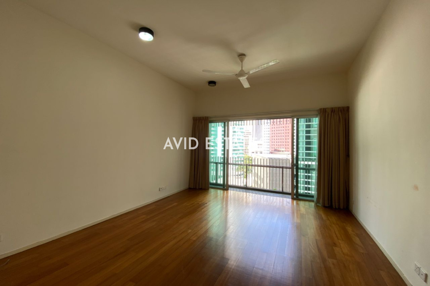 Dua Residency, KLCC,Kuala Lumpur, 4 Bedrooms Bedrooms, ,3 BathroomsBathrooms,Condominium / Serviced Residence,For Sale,Bukit Bintang, KL,2372