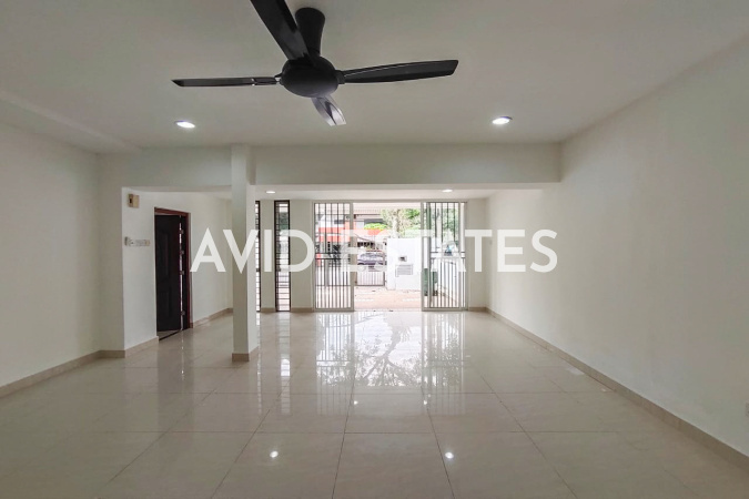Jalan Telawi, Bangsar,Kuala Lumpur, 6 Bedrooms Bedrooms, ,5 BathroomsBathrooms,Terrace / Link,For Sale,Kerinchi, bukit pantai,2411