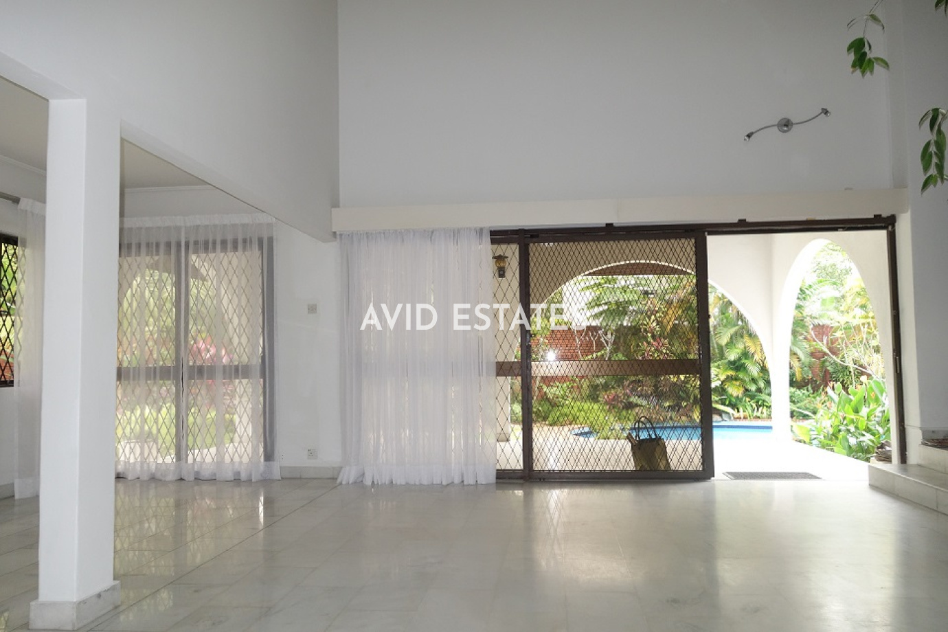 Damansara Heights,Kuala Lumpur, ,3 BathroomsBathrooms,Bungalow / Detached,To Let,Off Jalan Bruas,1100