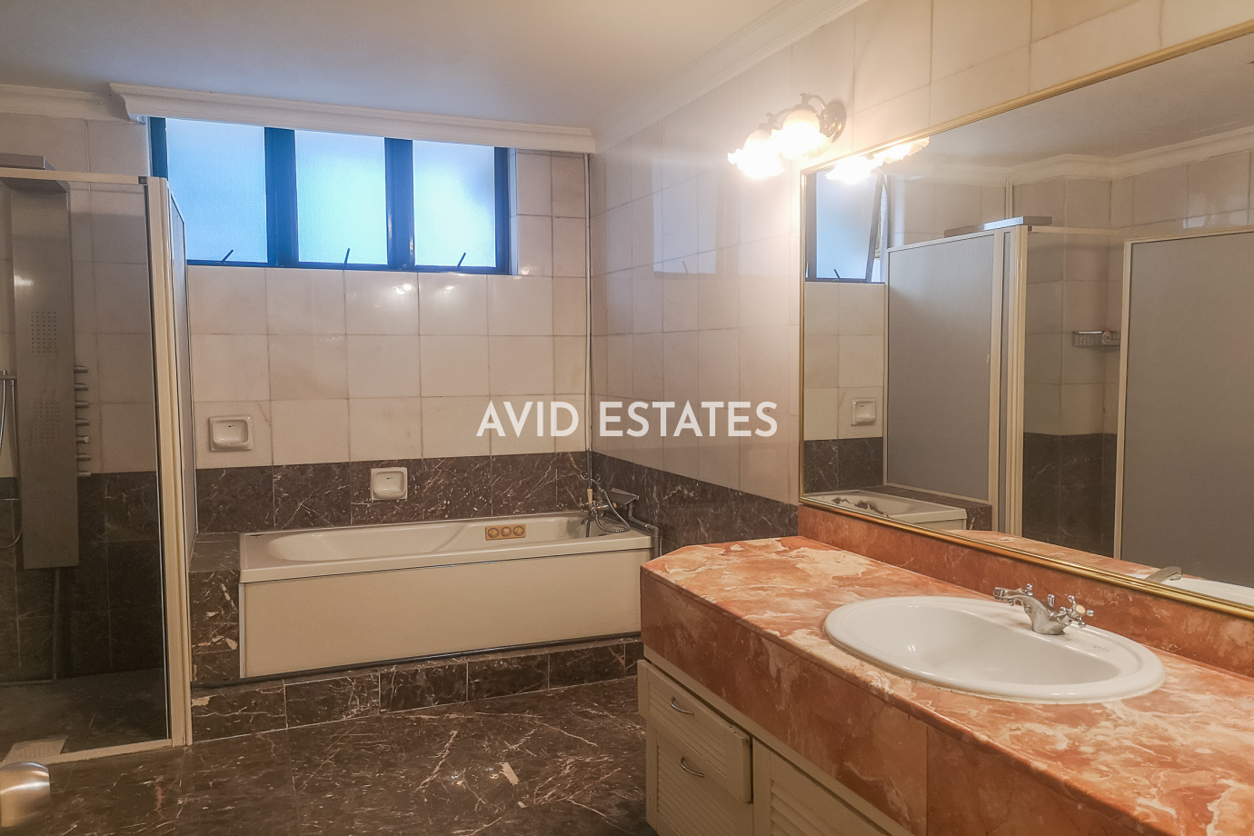 Corinthian Condominium, KLCC,Kuala Lumpur, 5 Bedrooms Bedrooms, ,5 BathroomsBathrooms,Condominium / Serviced Residence,For Sale,2423