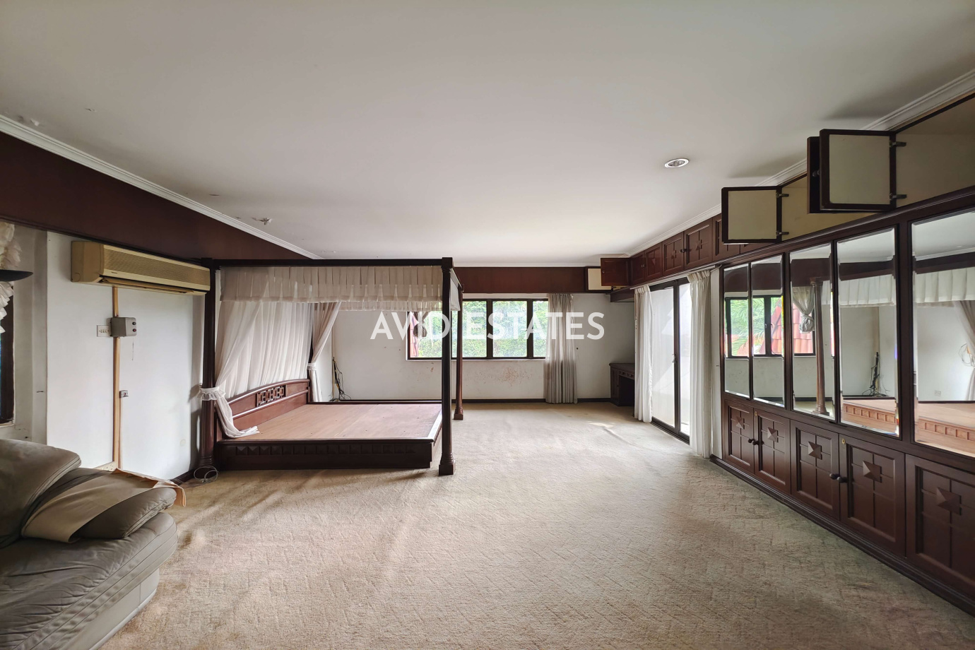 Taman Duta,Kuala Lumpur, 4 Bedrooms Bedrooms, ,5 BathroomsBathrooms,Bungalow / Detached,For Sale,Sri Hartamas, bukit tunku,2455