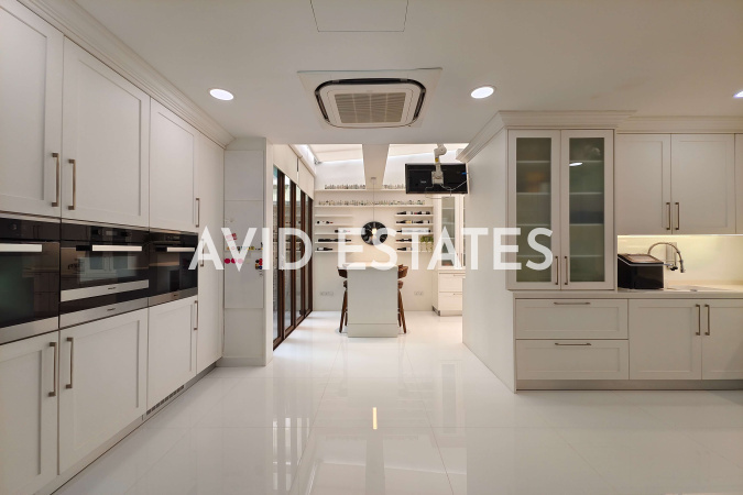 Villa Mont Kiara, Mont Kiara,Kuala Lumpur, 6 Bedrooms Bedrooms, ,7 BathroomsBathrooms,Bungalow / Detached,For Sale,2505