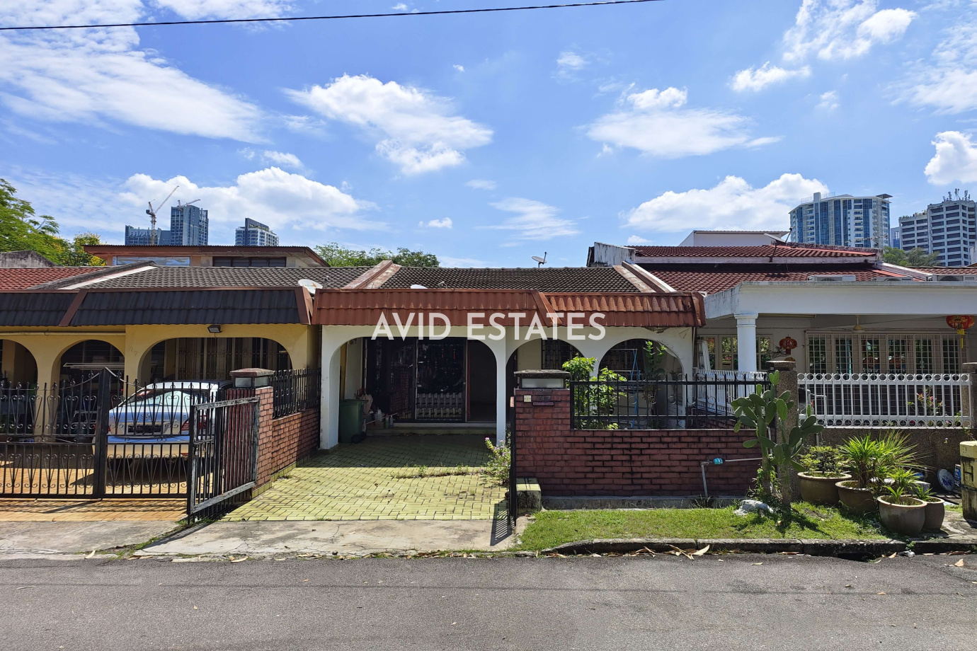 Lucky Garden, Bangsar,Kuala Lumpur, 3 Bedrooms Bedrooms, ,2 BathroomsBathrooms,Terrace / Link,For Sale,2525