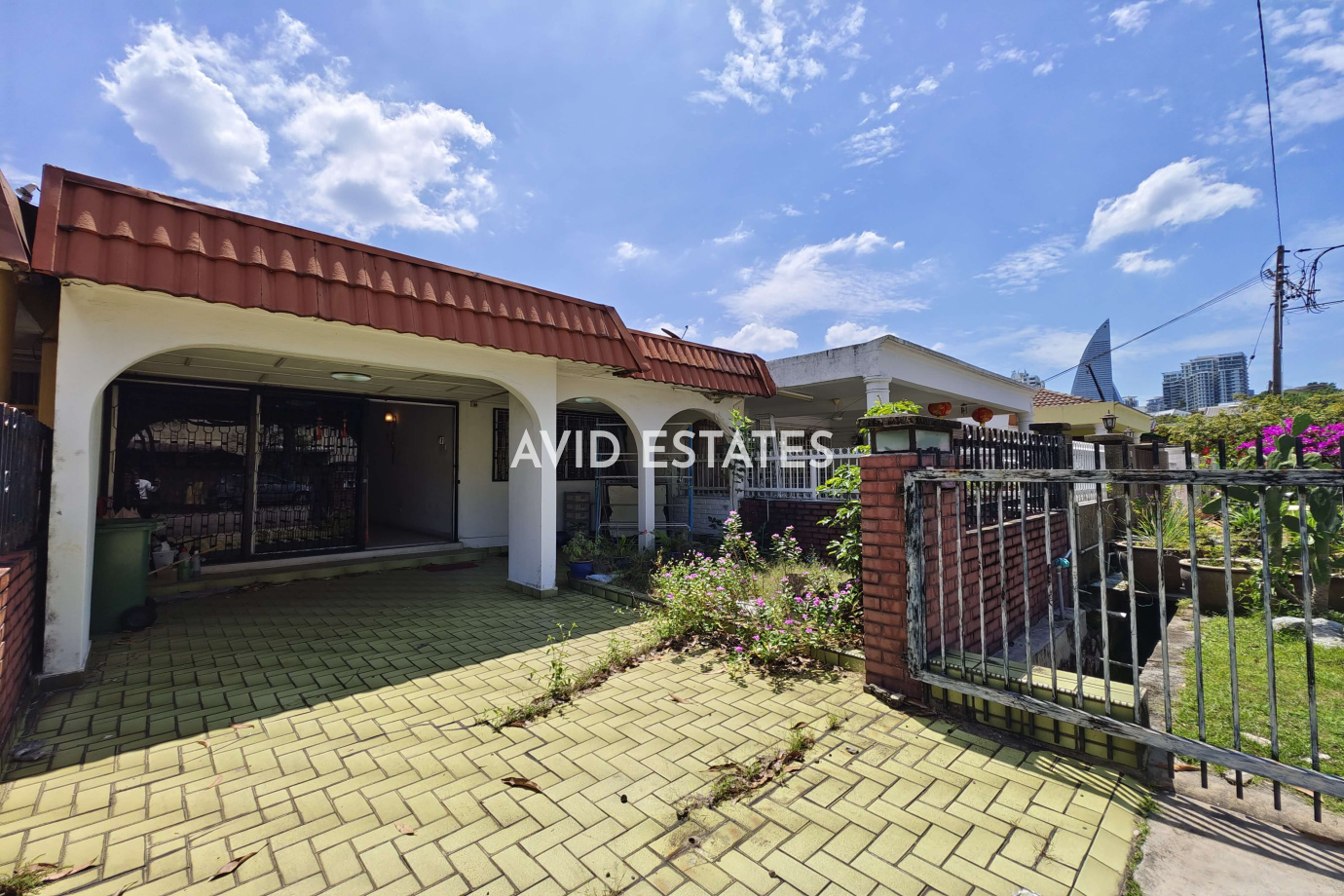 Lucky Garden, Bangsar,Kuala Lumpur, 3 Bedrooms Bedrooms, ,2 BathroomsBathrooms,Terrace / Link,For Sale,2525