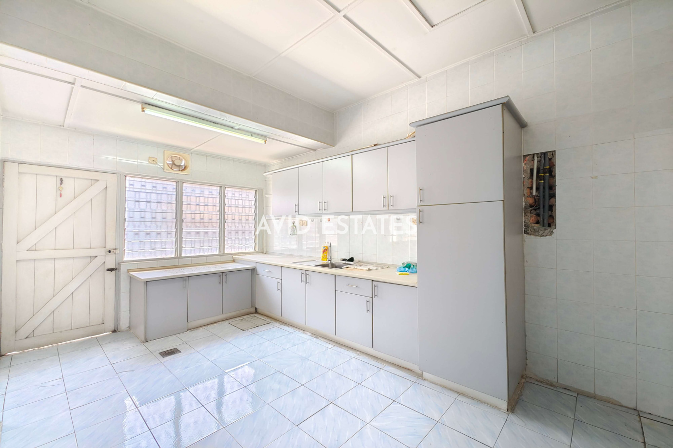 Lucky Garden, Bangsar,Kuala Lumpur, 3 Bedrooms Bedrooms, ,2 BathroomsBathrooms,Terrace / Link,For Sale,2525