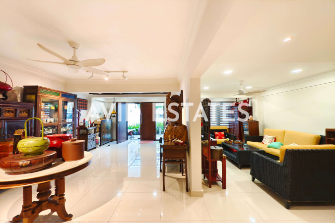 Taman Seputeh,Kuala Lumpur, 5 Bedrooms Bedrooms, ,5 BathroomsBathrooms,Terrace / Link,For Sale,2543