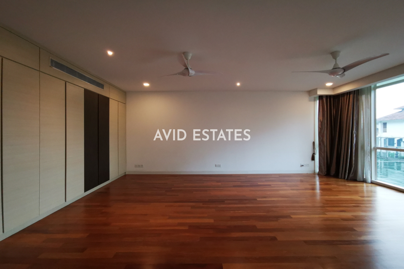 One Menerung, Bangsar,Kuala Lumpur, 3 Bedrooms Bedrooms, ,4 BathroomsBathrooms,Condominium / Serviced Residence,For Sale,2551
